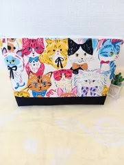 オムツポーチ(猫さん大集合アイボリー×ブラック)