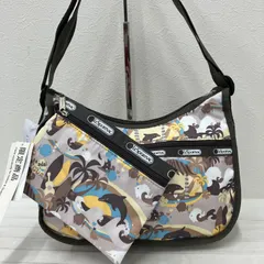 8242　美品　LeSportsac　レスポートサック　 ショルダーバッグ　斜めがけ　紐調節可能　 クラシックホーボー　ハファダイ　HAFA ADAI　 グアム限定　イルカ　ヤシの木　総柄　 ベージュ系　ナイロン　軽量　ポーチ付き　タグ付き　レディース