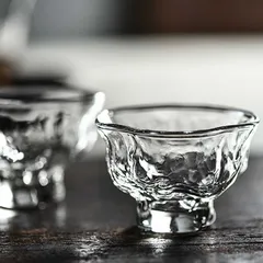 【新品?未使用】 ガラスカップ 2個セット 茶杯 おしゃれ ガラス食器 ガラス カップ ガラスカップ 茶湯 カフェ食器 カフェ風 食器酒杯 お猪