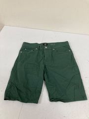 送料無料★H&M エイチアンドエム★短パン　ハーフパンツ　ショートパンツ★グリーン　緑★メンズ　31 170/78A  #80113snn