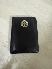トリーバーチ ブラック 二つ折り財布 カードウォレット