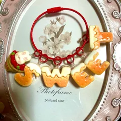 いちご　ウサギ　キーホルダー　赤