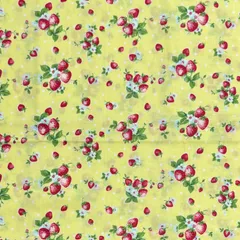 生地・ハギレ　いちご柄 98