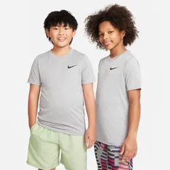 ナイキ 半袖 Tシャツ キッズ ジュニア 140-160cm 子供服 NIKE Dri-FIT レジェンド ジュニア トレーニングT 子ども用 スポーツウェア トップス こども 半袖シャツ 男の子 女の子 キッズウェア スポーティ カジュアル 服 子供用Tシャ