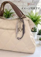 【イニシャル選択可】パラコード キーホルダー 反射コード使用 バッグチャーム 2個セット