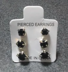 スタッドピアス①／6個