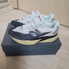 ニューバランス フューエルセル レベル V5 275mm