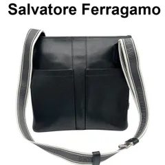 ● サルヴァトーレフェラガモ Salvatore Ferragamo ショルダーバッグ 黒 レザー メンズ 6V024