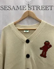 SESAME STREET SESAME STREET ネックニットカーディガン　クリーム F エルモ クッキーモンスター オスカー メンズ F クリーム  メンズ ファッション_255023