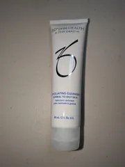 ゼオスキン　エクスフォリエーティングクレンザー