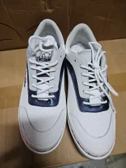 ellesse スニーカー