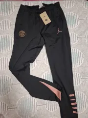 NIKE Paris Saint-Germain(パリ サンジェルマン) トレーナー ズボン