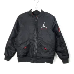 （140/10-12歳）ジョーダン ブラック パイロットジャンパー ダウンジャケット キッズ
