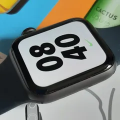 ！LLP01 ★ 箱付 SE Apple Watch 40mm GPS アップルウォッチ