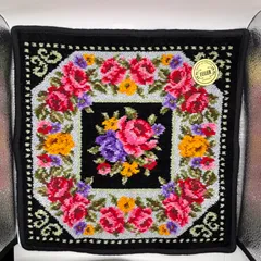 6679　FEILER フェイラー　タオル　ハンカチ　きれいめ　上品　シュニール織り　レディース ブラック 花柄 フラワー