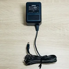 【YAMAHA純正】電源アダプター PA-3B｜DC12V 700mA｜電子楽器用電源のサムネイル