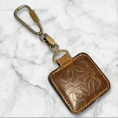 2026年最新】ロエベ キーホルダーの人気アイテム - メルカリ