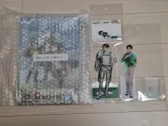 進撃の巨人 リヴァイ アクリルグッズ 4種 (アクリルボード、アクリルスタンド、ころっと)