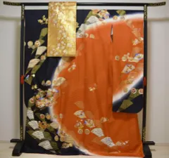 ✨豪華絢爛✨仕立て上がり京友禅　黒と橙で染め分けられた振袖セット