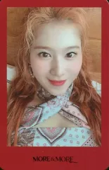 【中古】コレクションカード(女性) TWICE/サナ/赤枠・下部タイトルロゴ/CD「MORE ＆ MORE」付属フォトカード