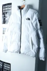 (S-M) THE NORTH FACE ザノースフェイス ダウン アウター ジャケット 白 スノウ シティ Tシャツ ボール-16A68