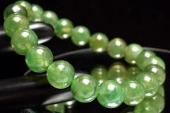 【１点物】新緑のような発色 アイドクレース(ベスビアナイト)　9.5mm　ブレスレット パワーストーン 天然石 _MC3444