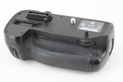 Nikon MB-D200 マルチパワーバッテリーパック 純正 美品 動作良好