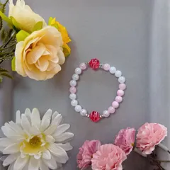 ピンク×ホワイト＋レッドアクセント ビーズブレスレット（16cm）／ハンドメイド・艶あり・上品デザイン