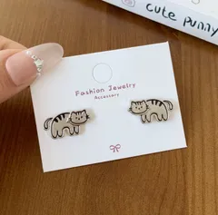 【ピアス】送料無料  猫ピアス  ネコアクセサリー ねこアクセサリー  猫好き 可愛い キャット ネコ 黒猫雑貨 千葉  猫グッズ  cats