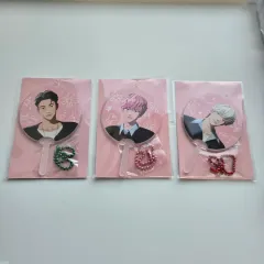 PLVE かくれんぼ キーホルダー 出品