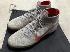 2026年最新】マーキュリアルスーパーフライ4の人気アイテム - メルカリ