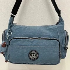 8169　KIPLING キプリング　ショルダーバッグ　チャーム付き　モンキー　ゴリラ　レディース　ポケット多数　フロントポケット　軽量　カジュアル　シンプル　無地　水色　ライトブルー　くすみブルー