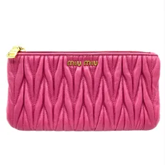 ミュウミュウ MIUMIU マテラッセ ポーチ レザー ピンク ゴールド金具 レディース【中古】のサムネイル