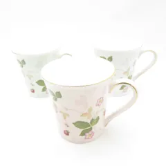 美品 WEDGWOOD ウェッジウッド ワイルドストロベリーパステル マグカップ 3点 セット ピンク/グリーン/ブルー 金彩 SU13565L1 