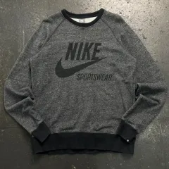 100 NIKE スウェット