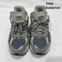 ニューバランス New balance NewBalance ニューバランス M2002RDD グレー 23.5cm M2002R ビンテージ加工 レディース 23.5cm ISItems【USED】【古着】【中古】50150845