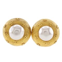 CHANEL】シャネル ロゴプレート P12872V00569 コットン ベージュ  