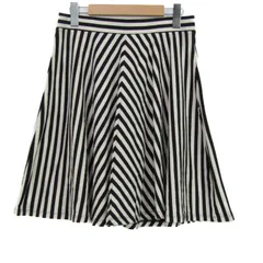 ユニクロ フレアボーダースカート 未使用 ストレッチ ボトムス 白 黒 レディース Lサイズ ブラック×ホワイト UNIQLO