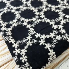 縦100cm×横95cm 刺繍生地