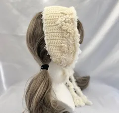 ハンドメイド　2WAY イヤーマフ＆ミニマフラー　刺繍　耳当て　オフホワイト