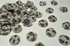 ファー ラウンド カボション ライトグレーレオパード 2個 20mm ボタン イヤリング ピアス エコファー ヒョウ柄 パーツ ビーズクラブ