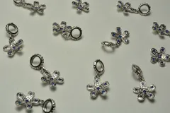 石付ミニチャーム ブルーフラワー 銀 ペア 2個 12mm ピアス イヤリング ビーズクラブ