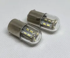 高輝度 オリジナル高品質ガラスレンズ搭載 BA15S G18 S25 24V トラック 特注ハイパワーチップ 20基搭載 マーカー球 ポジションランプ 車幅灯 スモール ナンバー灯 ウインカー コーナーランプ サイドマーカー バスマーカー ナマズ 2個のサムネイル