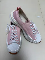 アンブロ ピンク スニーカー