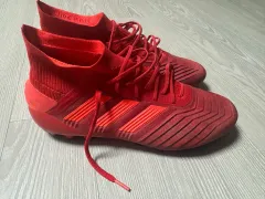 アディダス プレデター 19.1 AG サッカーシューズ 出品