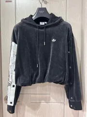 アディダス アディブレーキ ツアーベルベット WHO Tシャツ