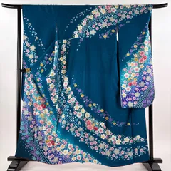 振袖 身丈159.5cm 裄丈66cm M 袷 草花 波 銀通し 金彩 青緑 正絹 逸品 【中古】