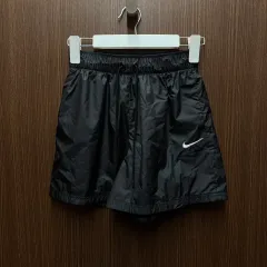 ナイキ ウーブン ハーフパンツ