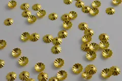 ビーズクラブ 座金 ビーズキャップ かさ 金 50個 6mm ゴールド 天然石 ピアス イヤリング ネックレス ブレスレット ハンドメイドパーツ