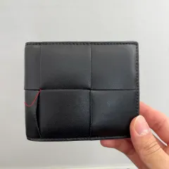 2026年最新】ボッテガヴェネタ 二つ折り財布の人気アイテム - メルカリ